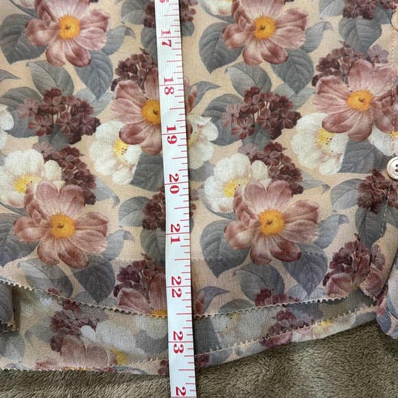 Aritzia Wilfred‎ Eden Floral Chiffon Blouse - Picture 12 of 14